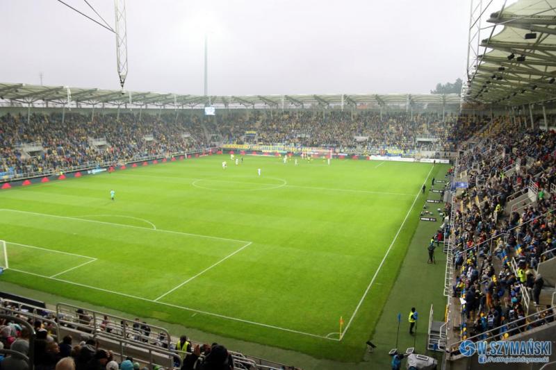 Piłkarze ocenili murawę stadionu w Gdyni
